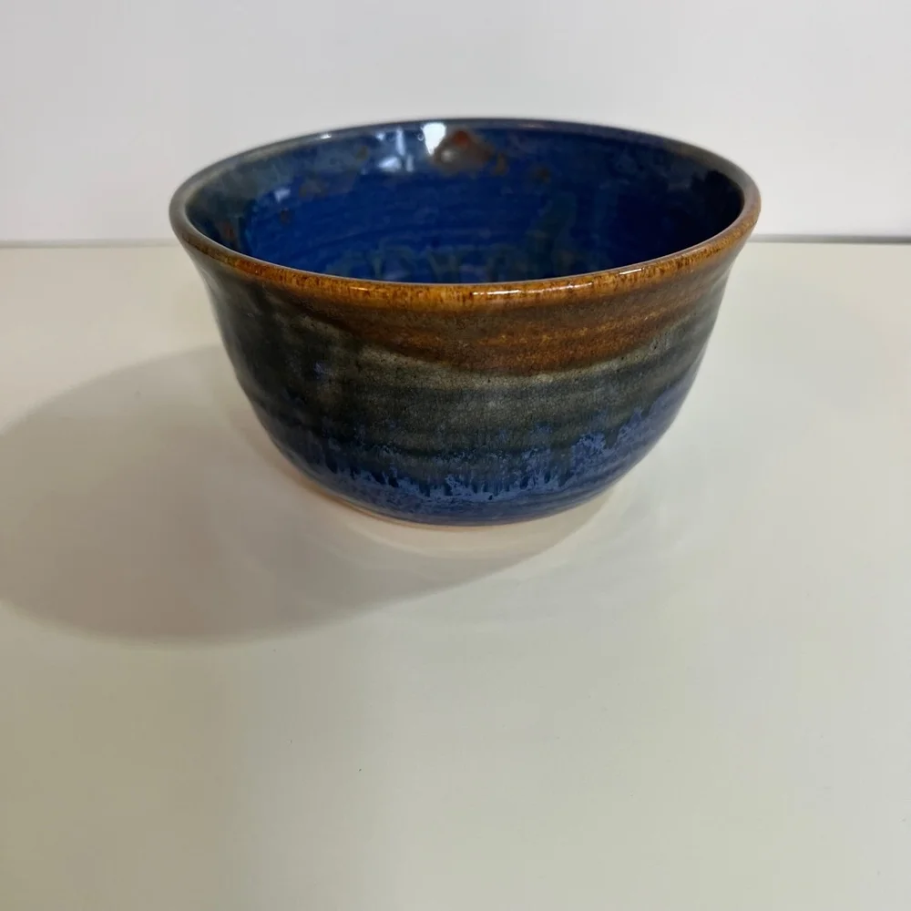 Vintage studio Handcrafted Blue and Brown Ceramic‎ Bowl